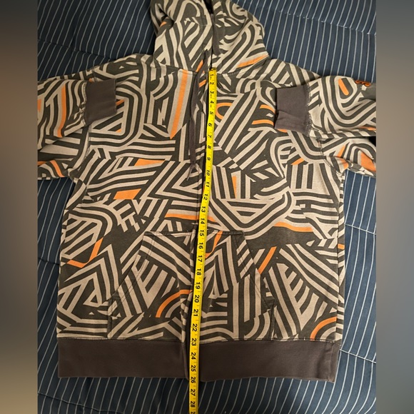 Women’s RipZone hoodie. - Picture 5 of 6